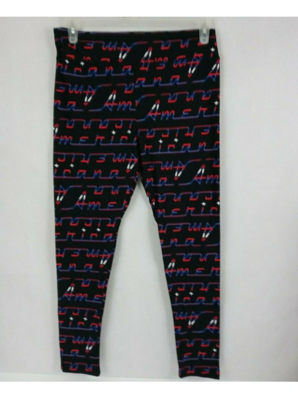 New LuLaRoe Tall & Curvy Leggings W/ Red, White, & Blue America Heartbeat Design